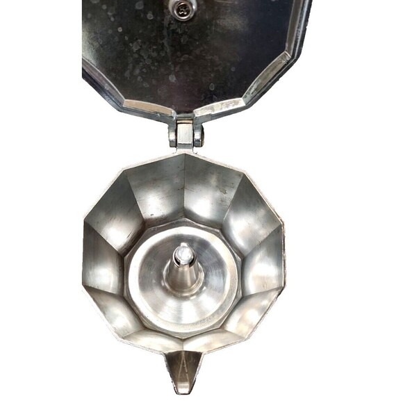 Gnali And Zani Stove Top Large Espresso Maker For Great Strong Espresso - Picture 9 of 13